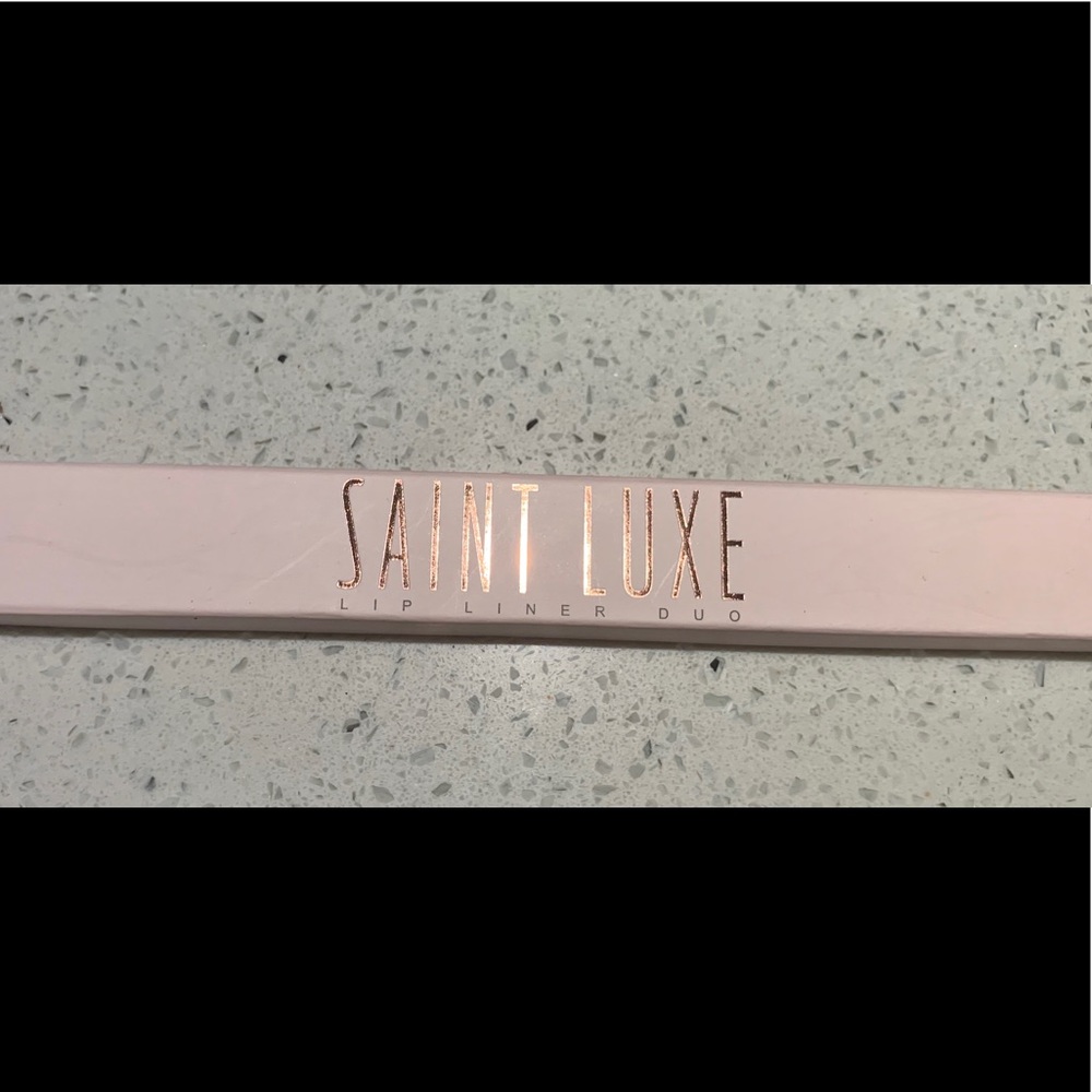 Lip liner duo